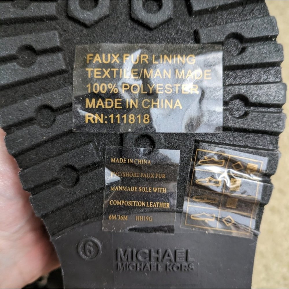 Michael Kors black lanis PVC and faux fur ankle rain boots size 6 - Picture 9 of 9